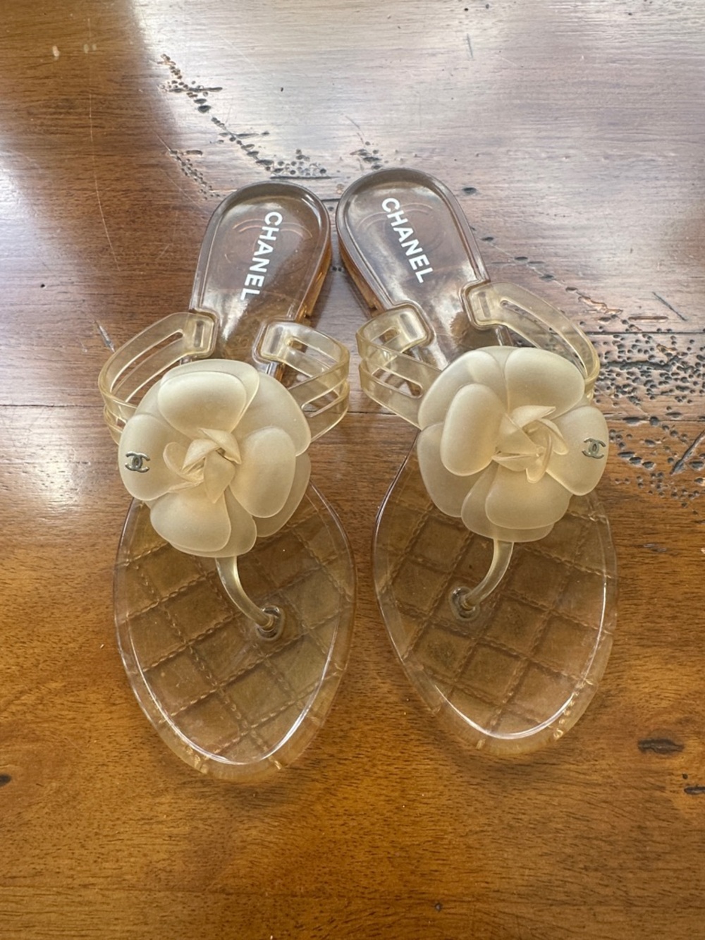 CHANEL Transparent Orange Jelly Sandals - Picture 2 of 3